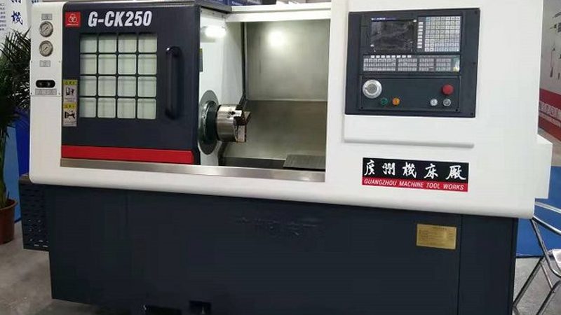 机床防护罩选型：关键因素与误区解析**